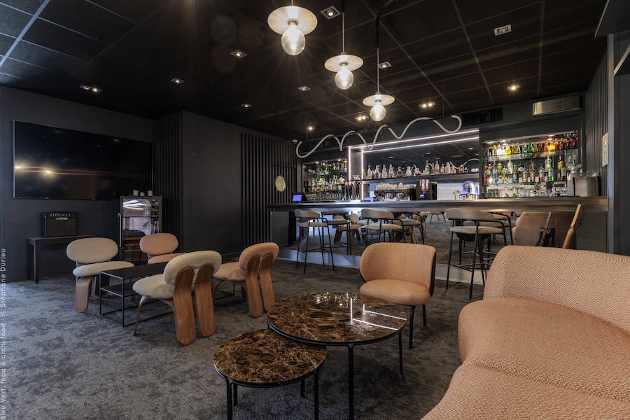 Conception du bar de l'hôtel B&B Cergy